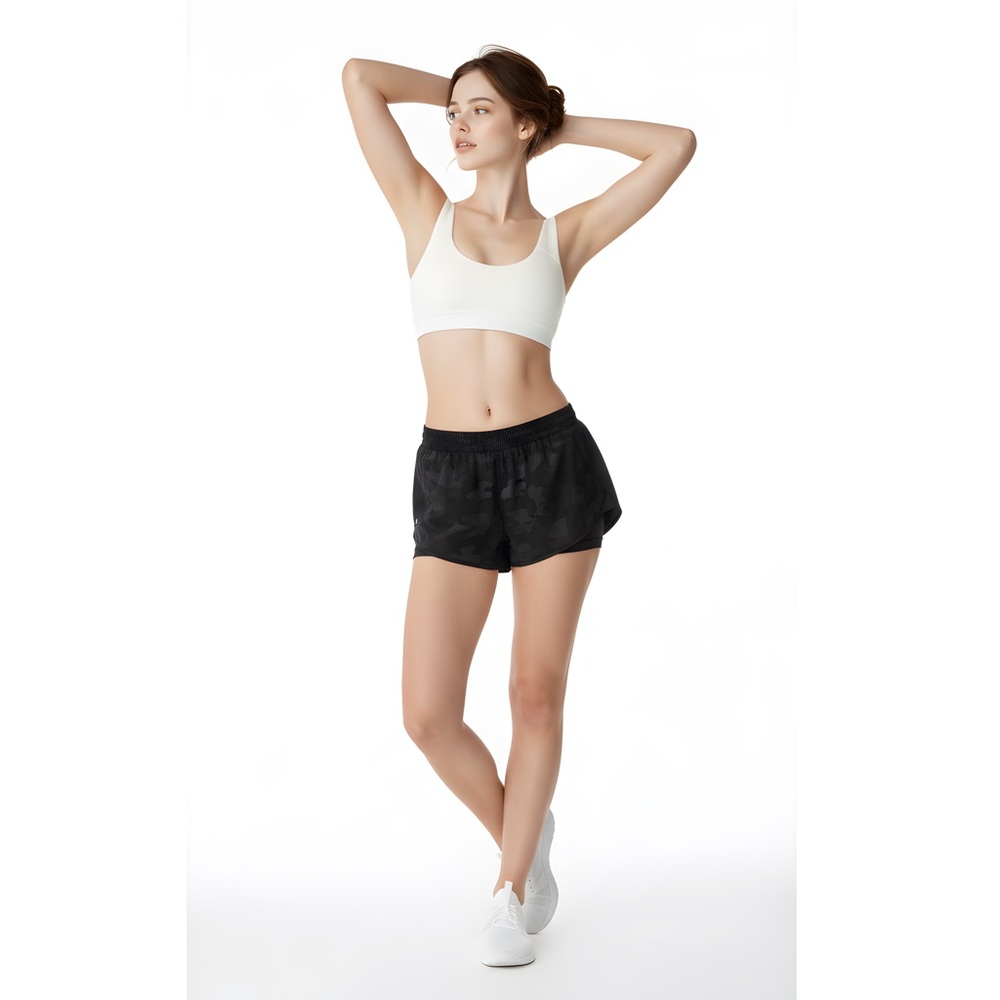 Lululemon Athletic Women's Hotty Hot Short Black Shorts - Size 6 Tall